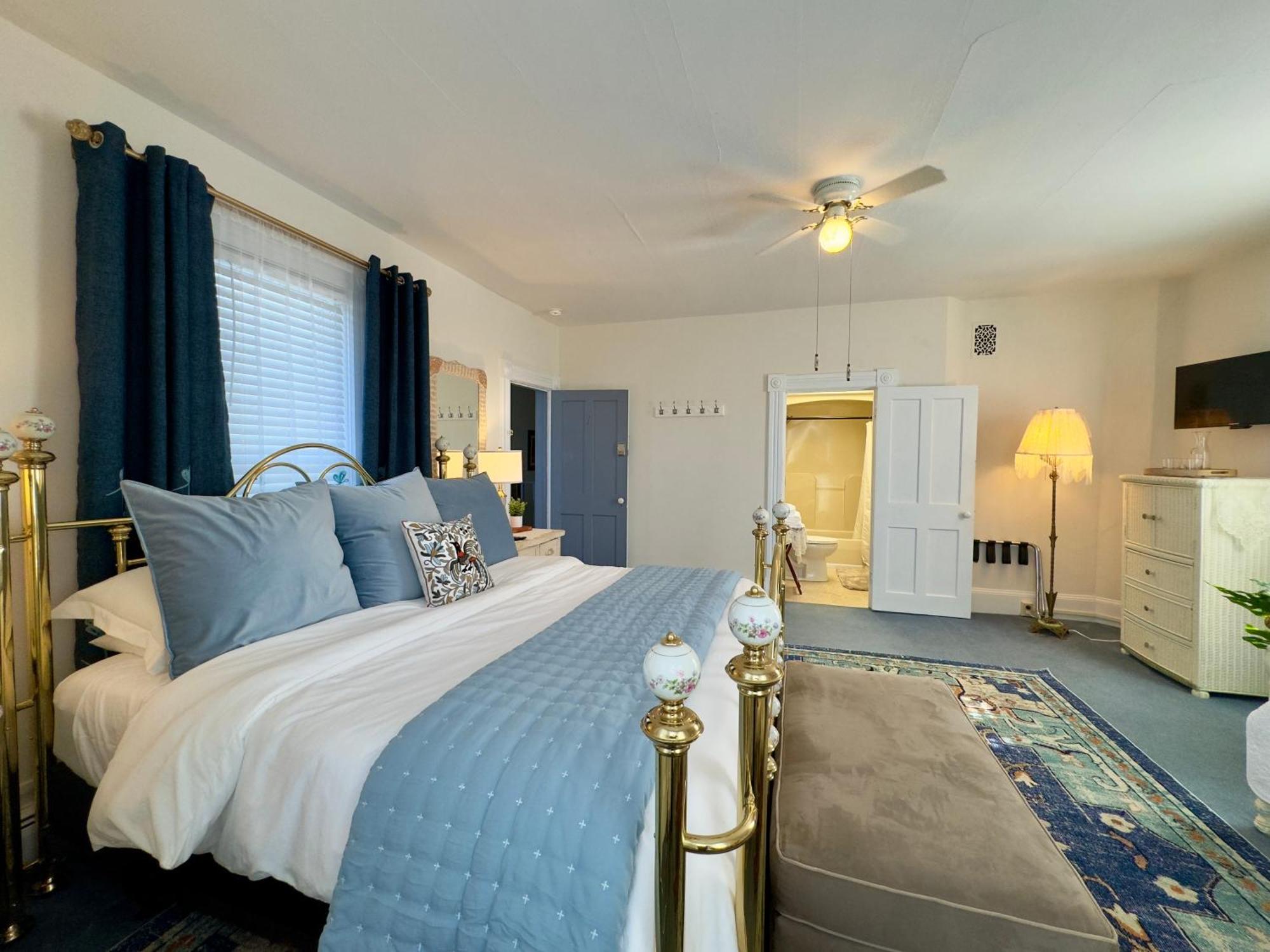 Victorian Inn Bed And Breakfast 마블헤드 외부 사진